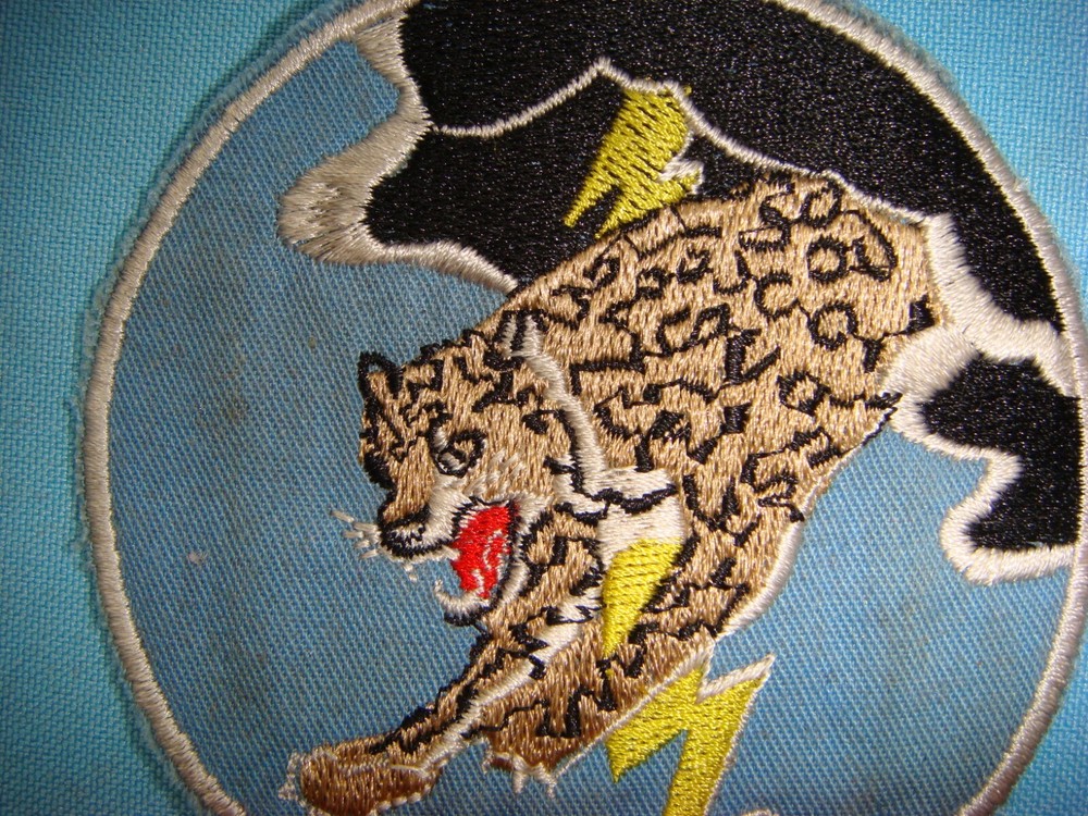 CIRCA 1950s US 81st FIGHTER BOMBER SQUADRON PATCH