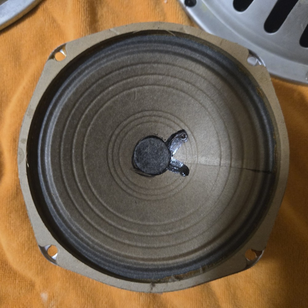 Pilot Model S131 Speaker Set and Control Module. All Working!