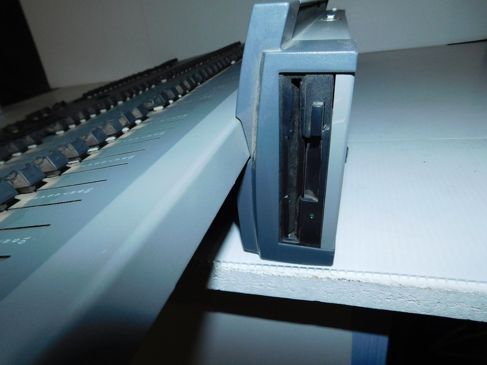 ETC Express 48/96 Lighting Control Console - NO POWER SUPPLY (ZBZ32)