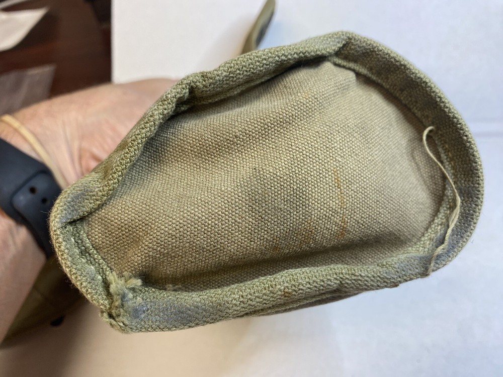 ORIGINAL WWII US USMC MARINE 2nd PATTERN CANTEEN COVER, no hole