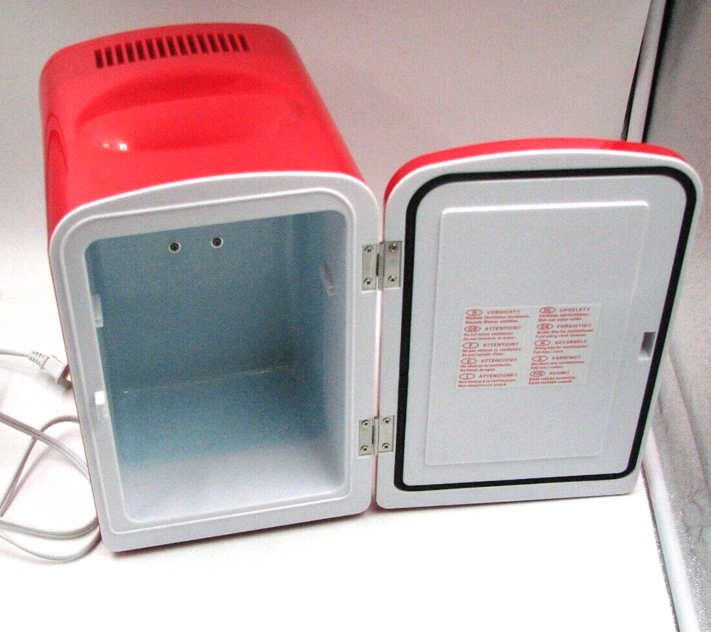 Coca-Cola Koolatron Retro Mini Fridge, KWC-4