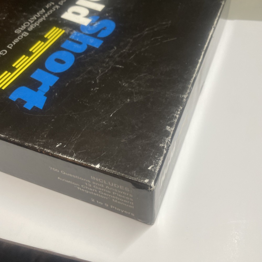Hold Short: Trivia & Knowledge Board Game for Aviators Pilots CAVU - Complete