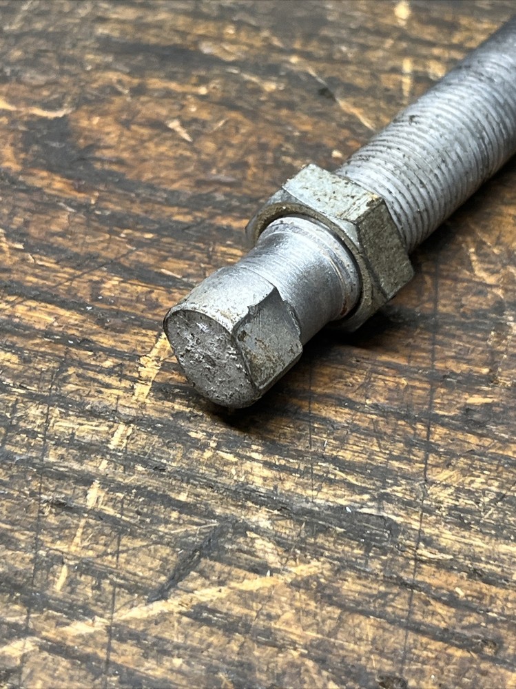 Delta Rockwell 13 X 5 Thickness Planer Table Leveling Bolt Stud ?