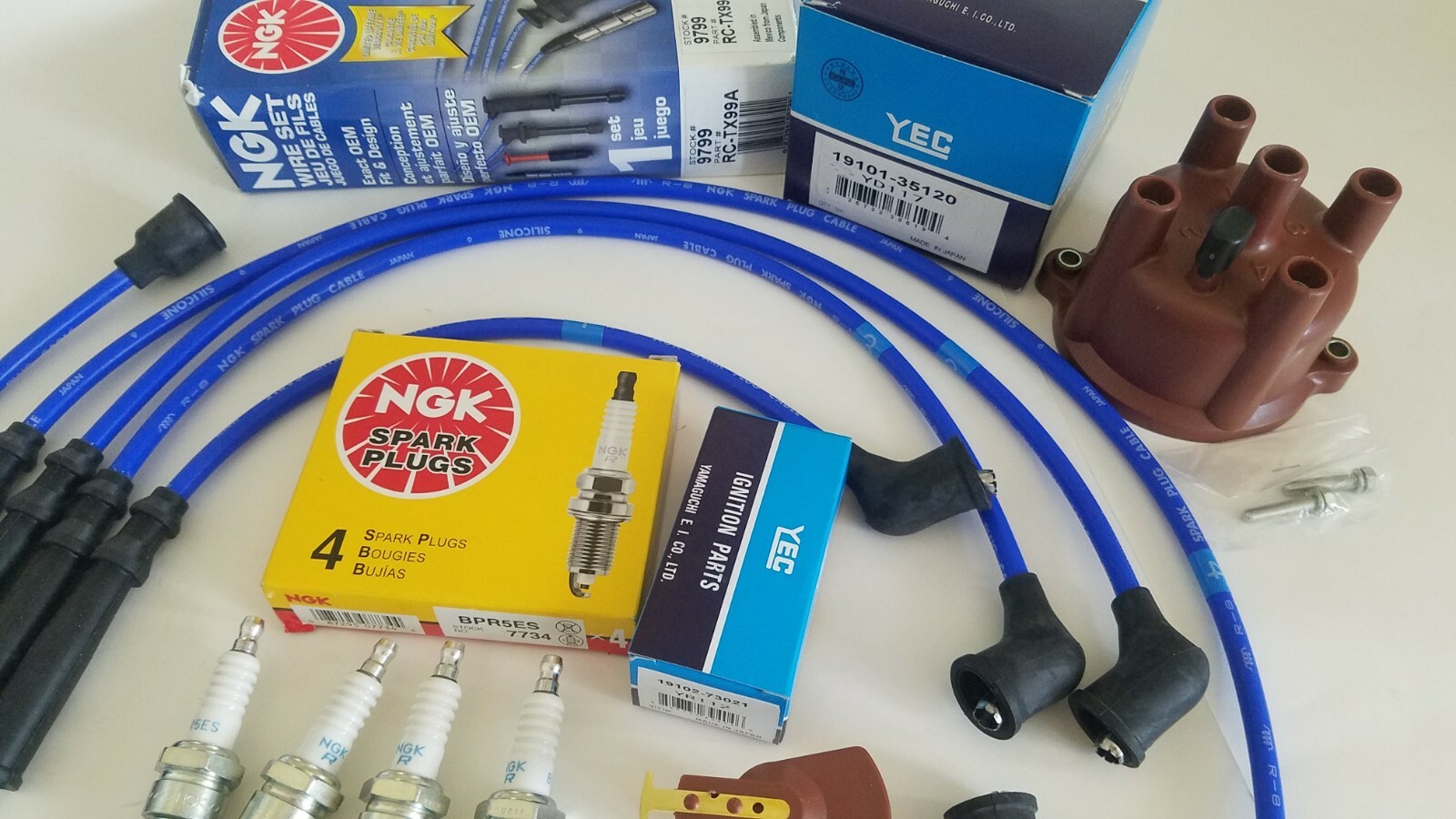 Toyota 22R RE Pickup & 4-Runner 84-92 NGK Spark Plugs & Wires - YEC Cap & Rotor