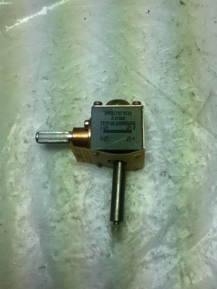 Allen-Bradley Z21382 OPERATING HEAD FOR LIMIT SWITCH