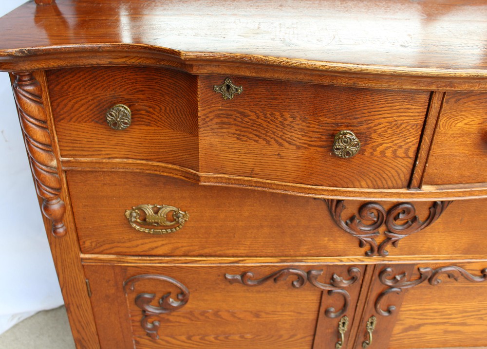 Antique Oak Breakfront Cupboard Buffet – original finish