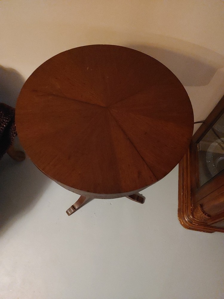 Antique Round Top End Table With Three Legs
