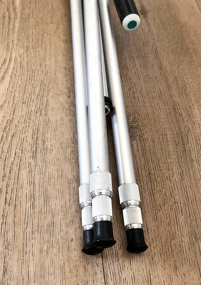 Vivitar Tripod 1102