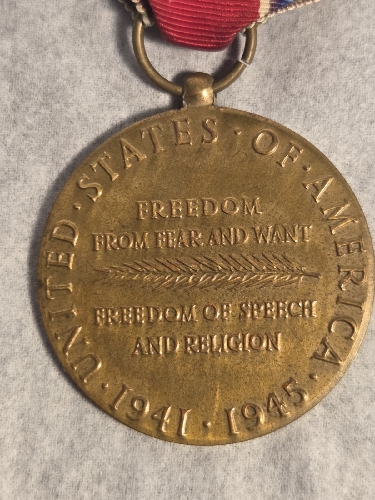 Lot of 7 WW2 US Army Military Medals and Pins