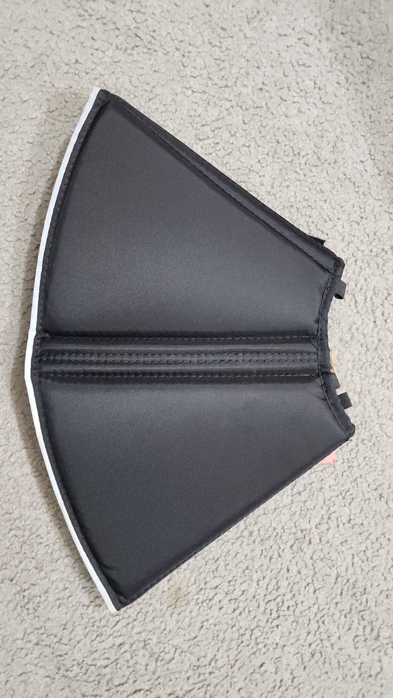 The Comfy Cone Large - Black