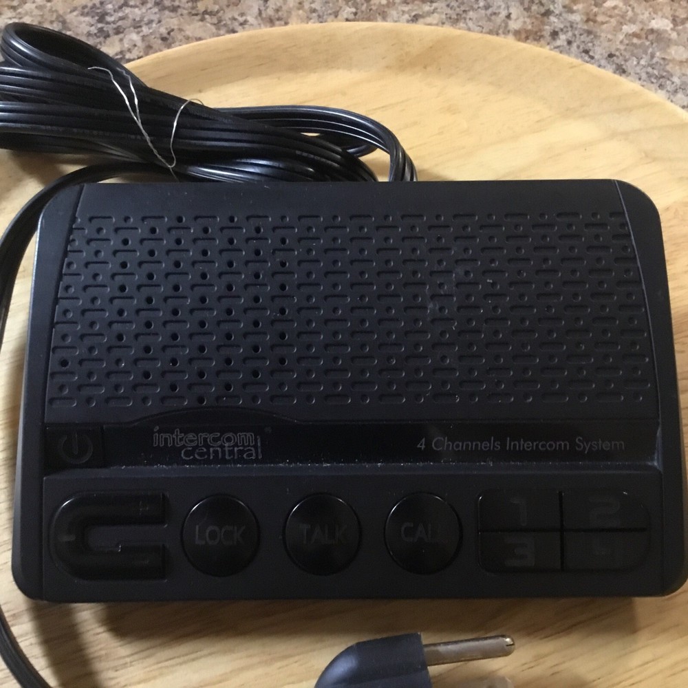 Intercom Central FM246 BR#38609 FM Wireless Intercom Four Channels Black Tested