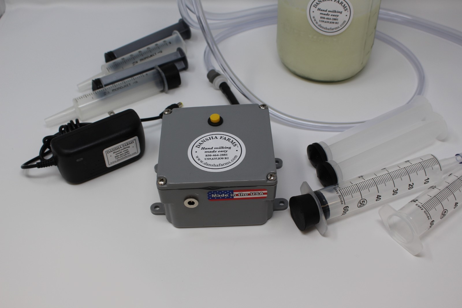 Dansha Farms™ Goat Sheep Cow Rechargeable Vacuum Milk Machine 1/2 Gallon 2 Teat