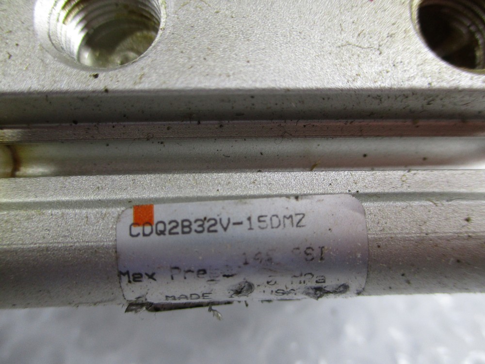SMC CDQ2B32V-15DMZ CYLINDER UNMP