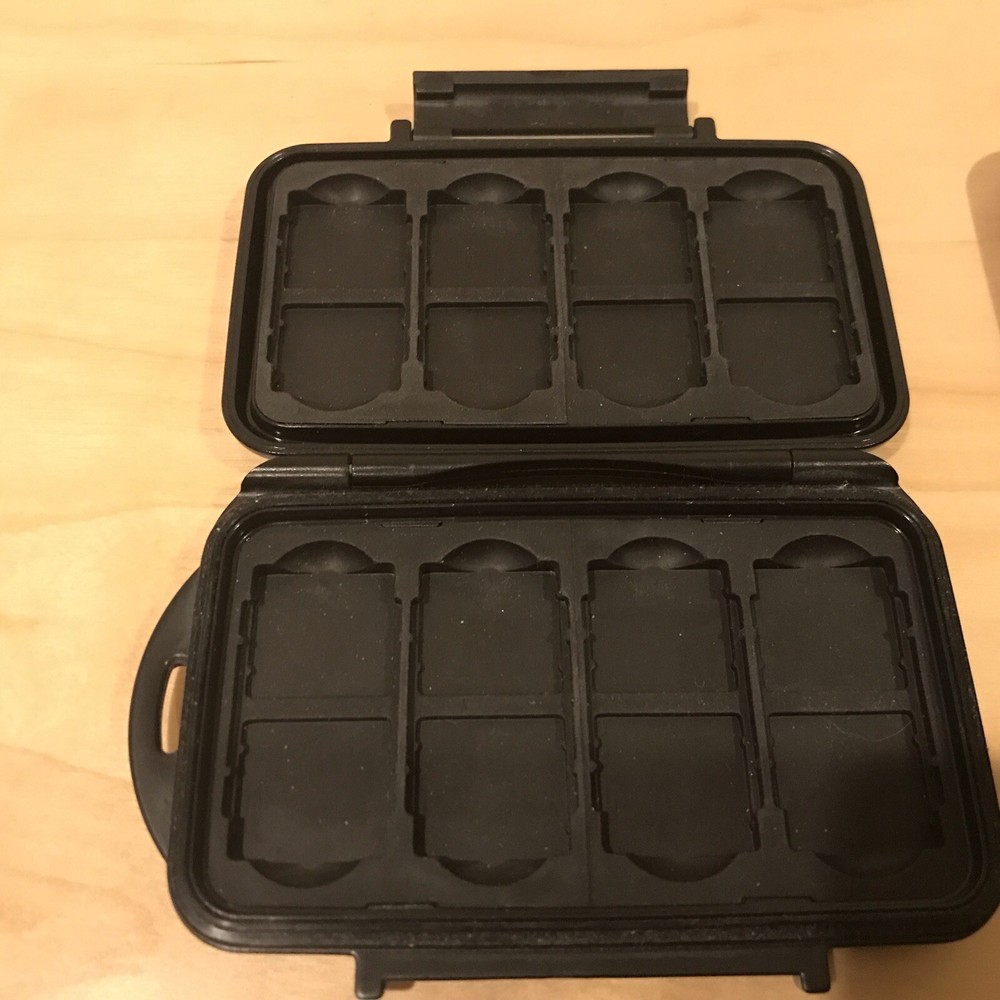 Pelican Memory Card Hard Case Excellent Condition