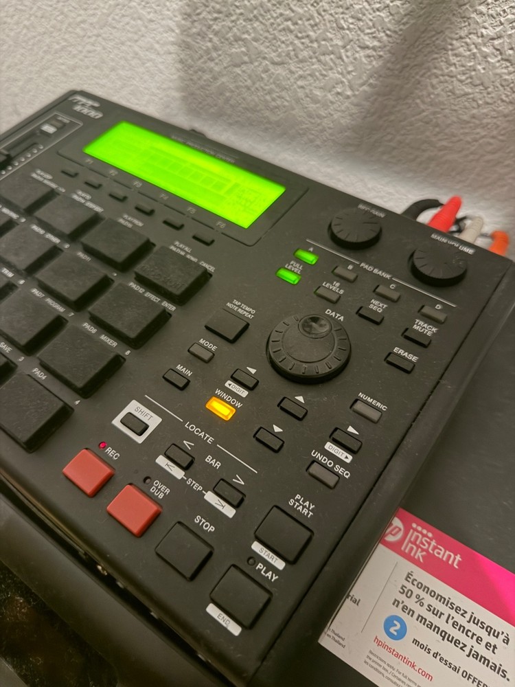 Akai MPC 1000 Custom Black Updated JJOS