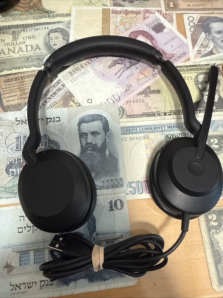 Jabra Evolve2 30 USB-A Wired Stereo Headset – w/ Case