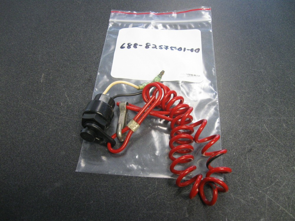 Yamaha Outboard 688-82575-01-00 Engine Stop Switch & Lanyard BIN0360