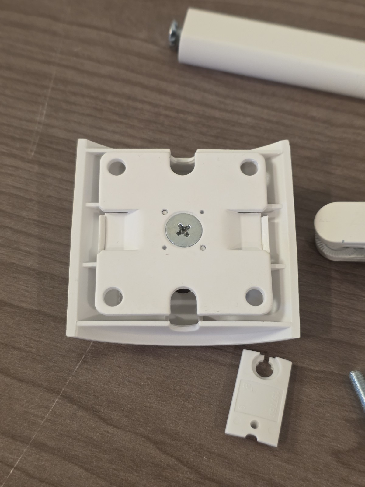 Bose UB-20 Wall/Ceiling Mount Bracket - WHITE