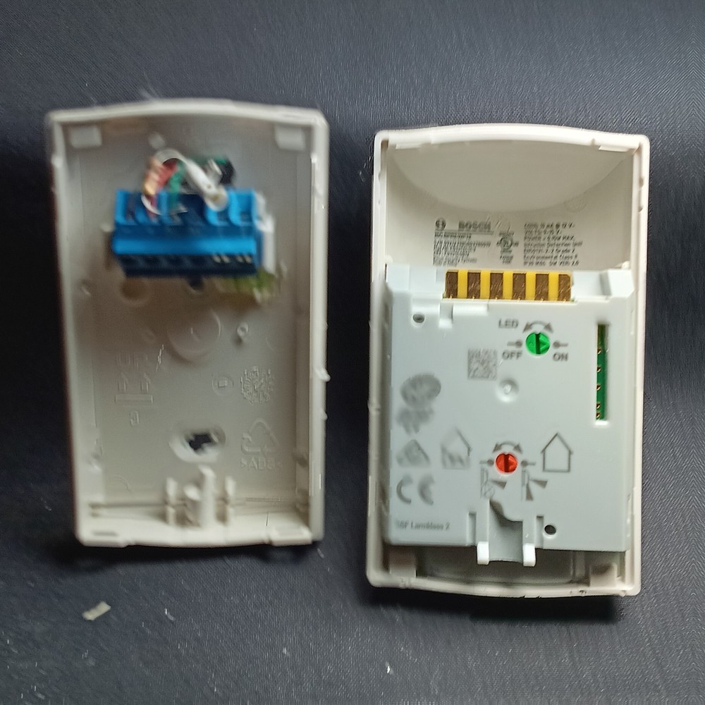 Bosch ISC-BPR2-WP12 Motion Detector Security Alarm Sensor MPN ISC-BPR2-WP12 Type