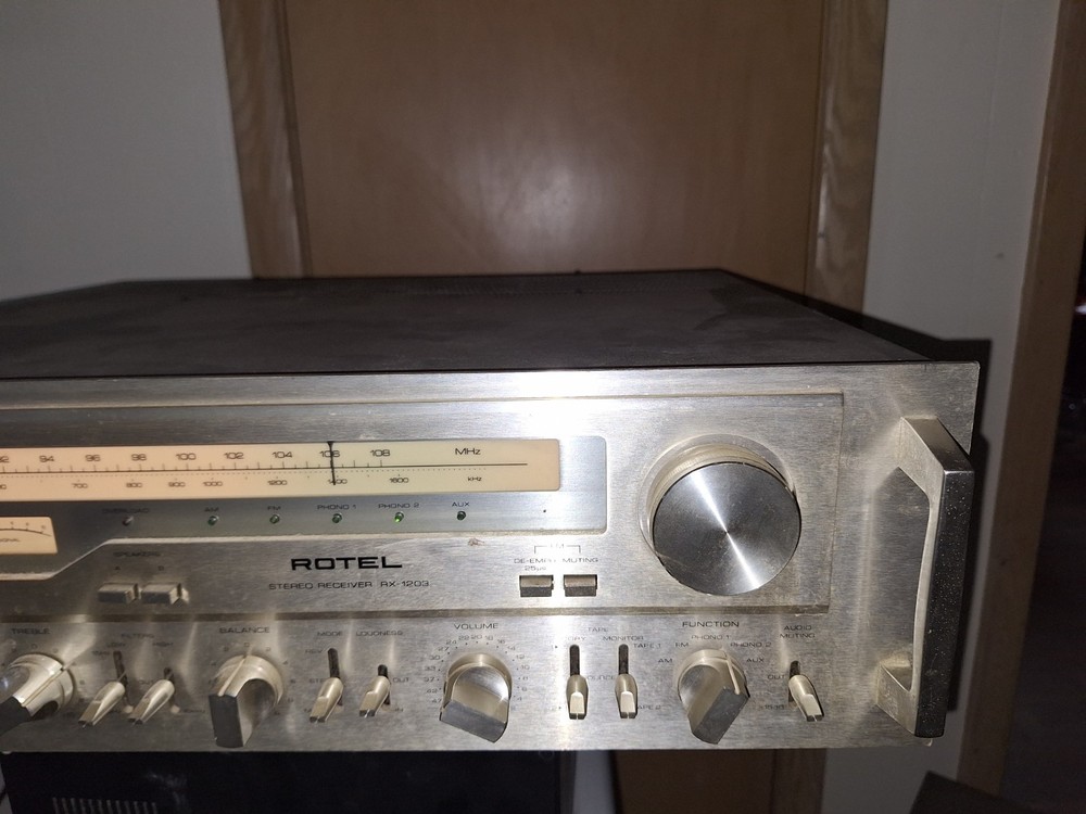 Rotel Rx-1203 Amplifier