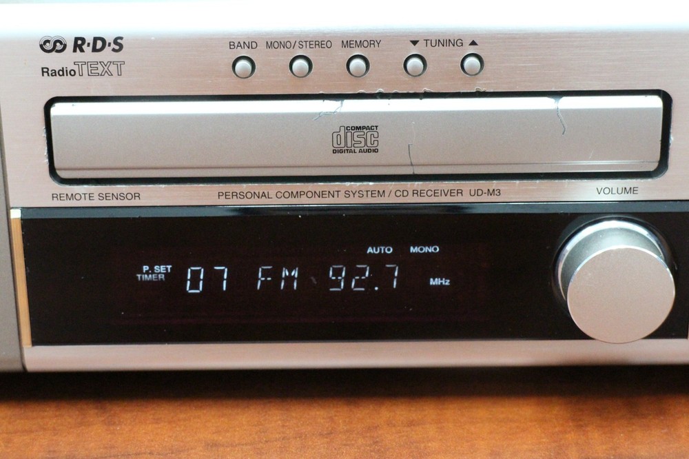 DENON UD-M3 Stereo Audio CD/ Receiver Personal Component System TESTED (1187)