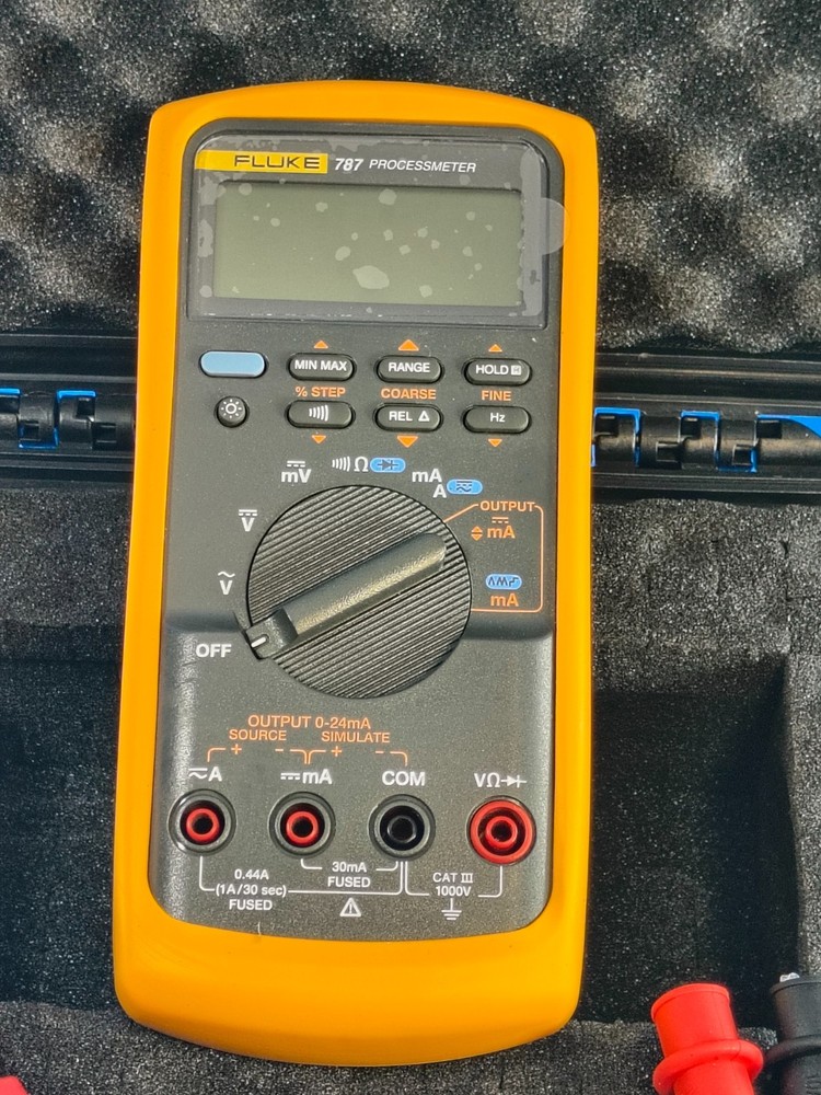 Fluke 787 ProcessMeter Calibrator Meter Multimeter !