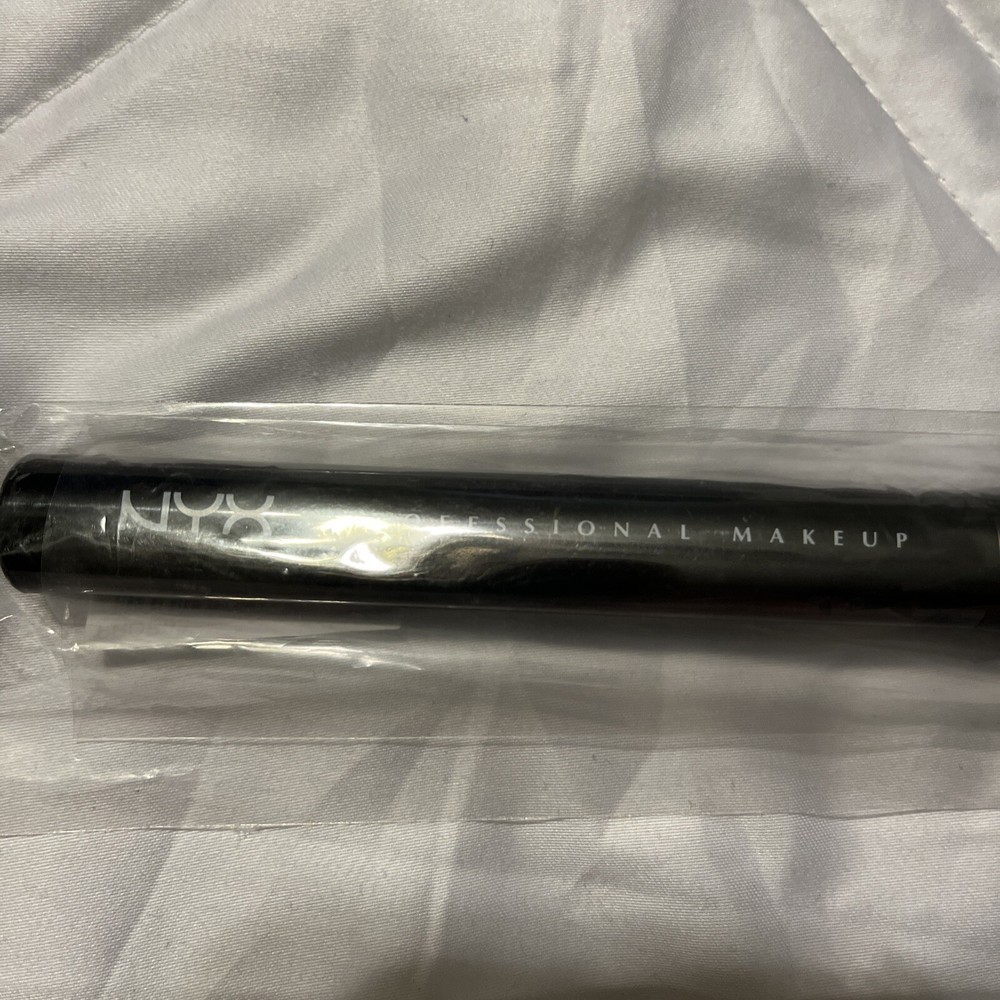 NYX Professional Makeup Pro Multi-Purpose Buffing Brush PROB03 Black