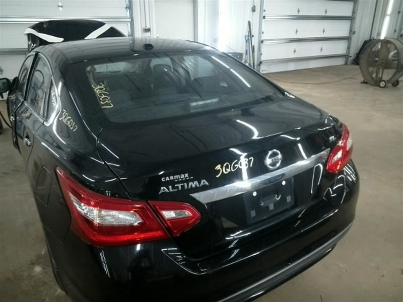 ALTIMA 2017 High Mounted Stop Light 104658355