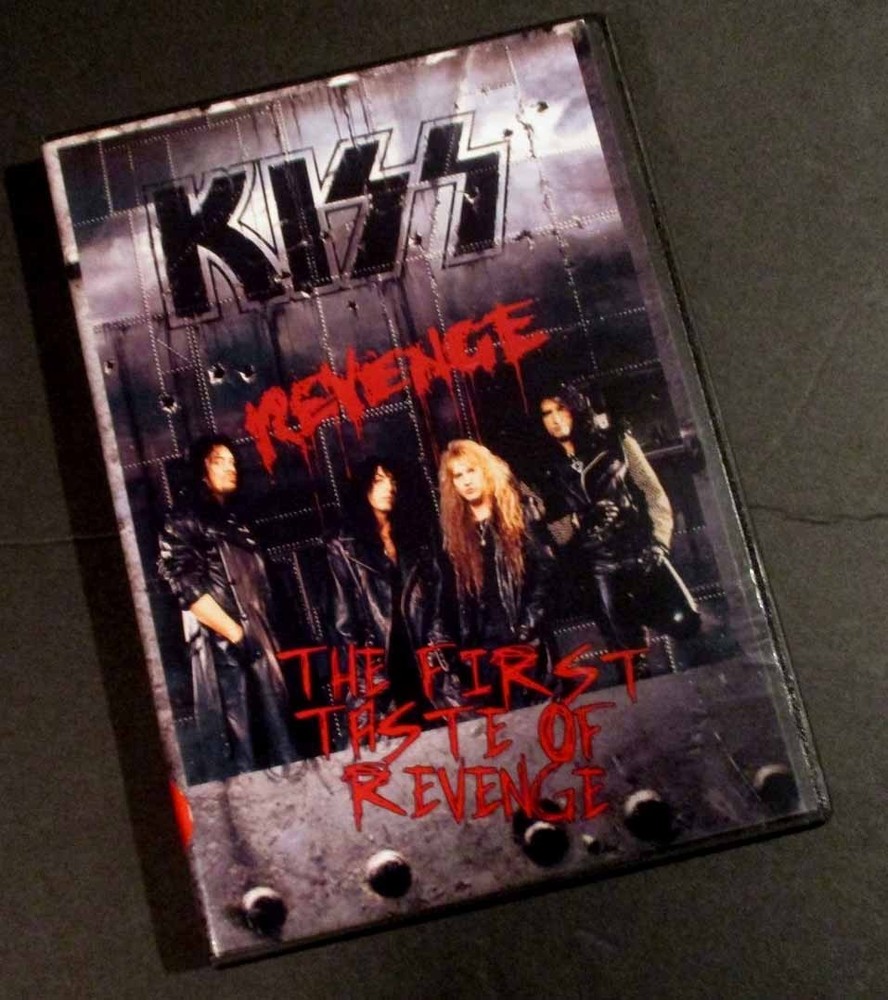 Kiss Revenge - Stabler Arena Oct 1, 1992 + More - 2 Disk Set - DVD