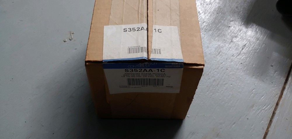 JOHNSON CONTROLS S352AA-1C Pressure Stage Module