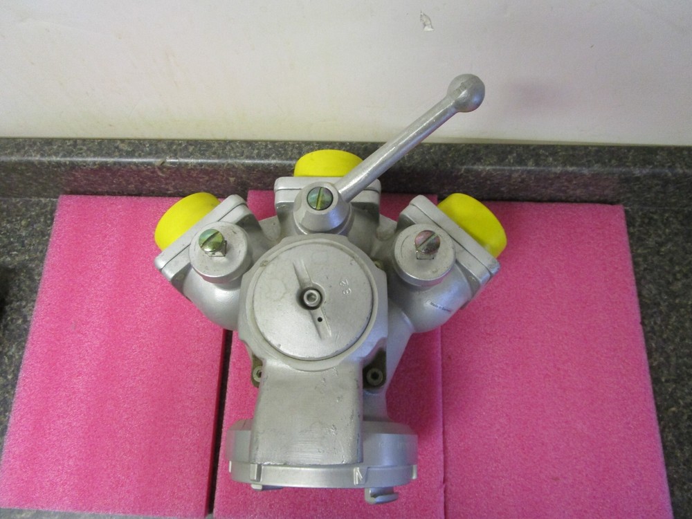 NEW! Storz Fire 100 Manifold