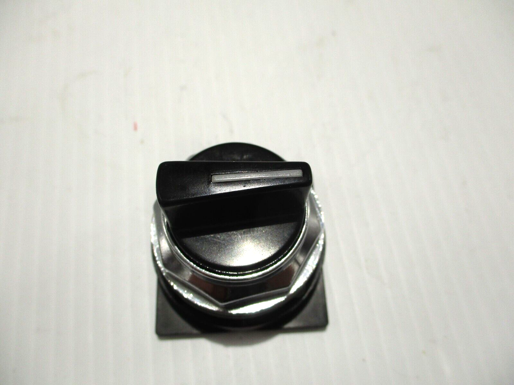 NEW GE GENERAL ELECTRIC R104PSG76B 3 POSITION SELECTOR SWITCH