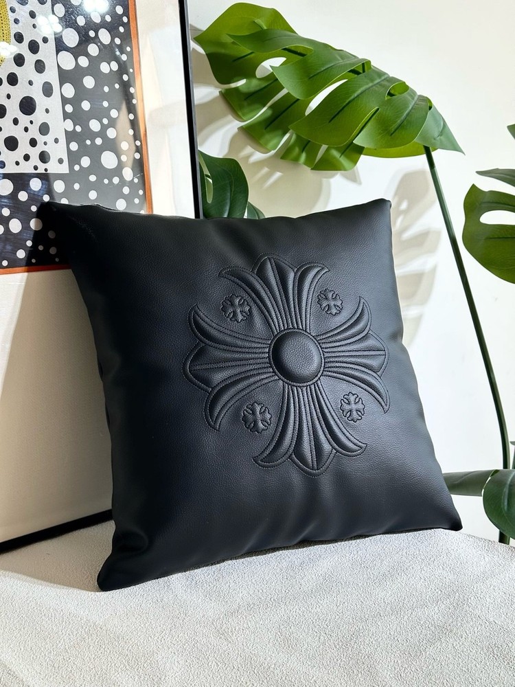 Pillow Chrome Hearts black