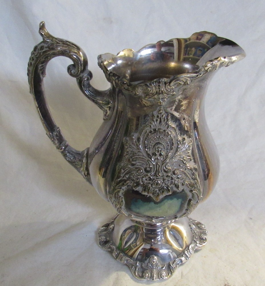 WALLACE CHRISTOPHER WREN CREAMER