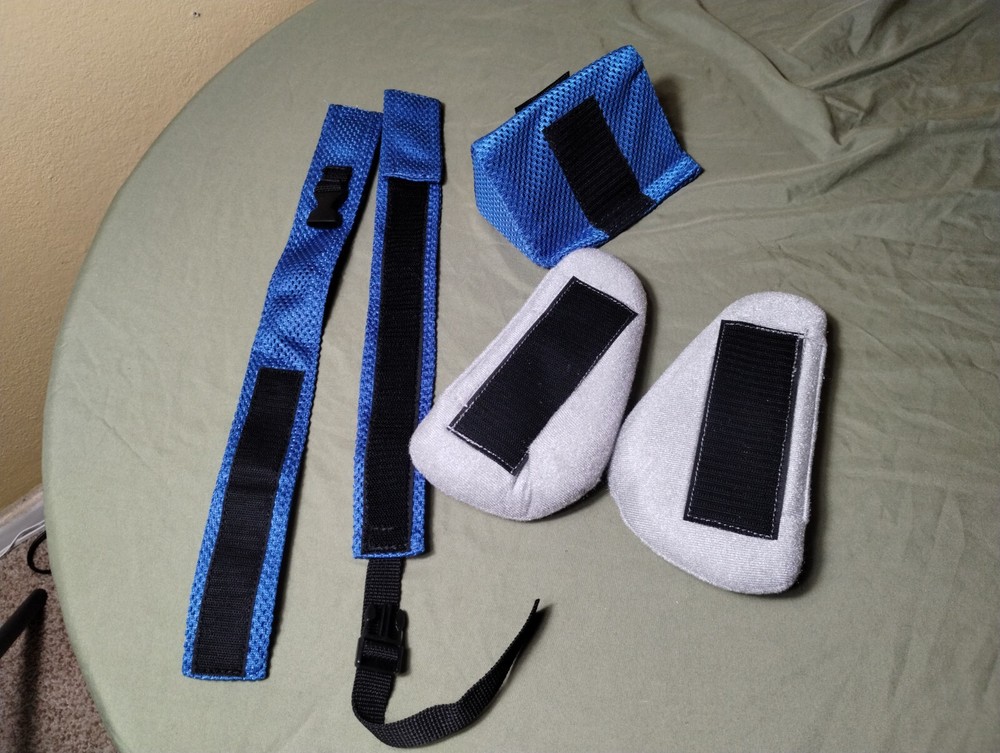 R82 special needs straps CUSHIONS PARALLELEVJ 3