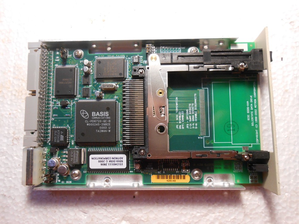 ADTRON SOLID STATE DATA DRIVE 3.5"SCSI PC CARD DRIVE SDDS-01AC-SA01 REV C