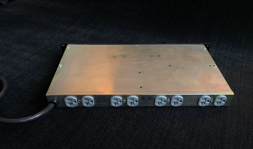 Furman PL-PRO 20 Amp Power Conditioner