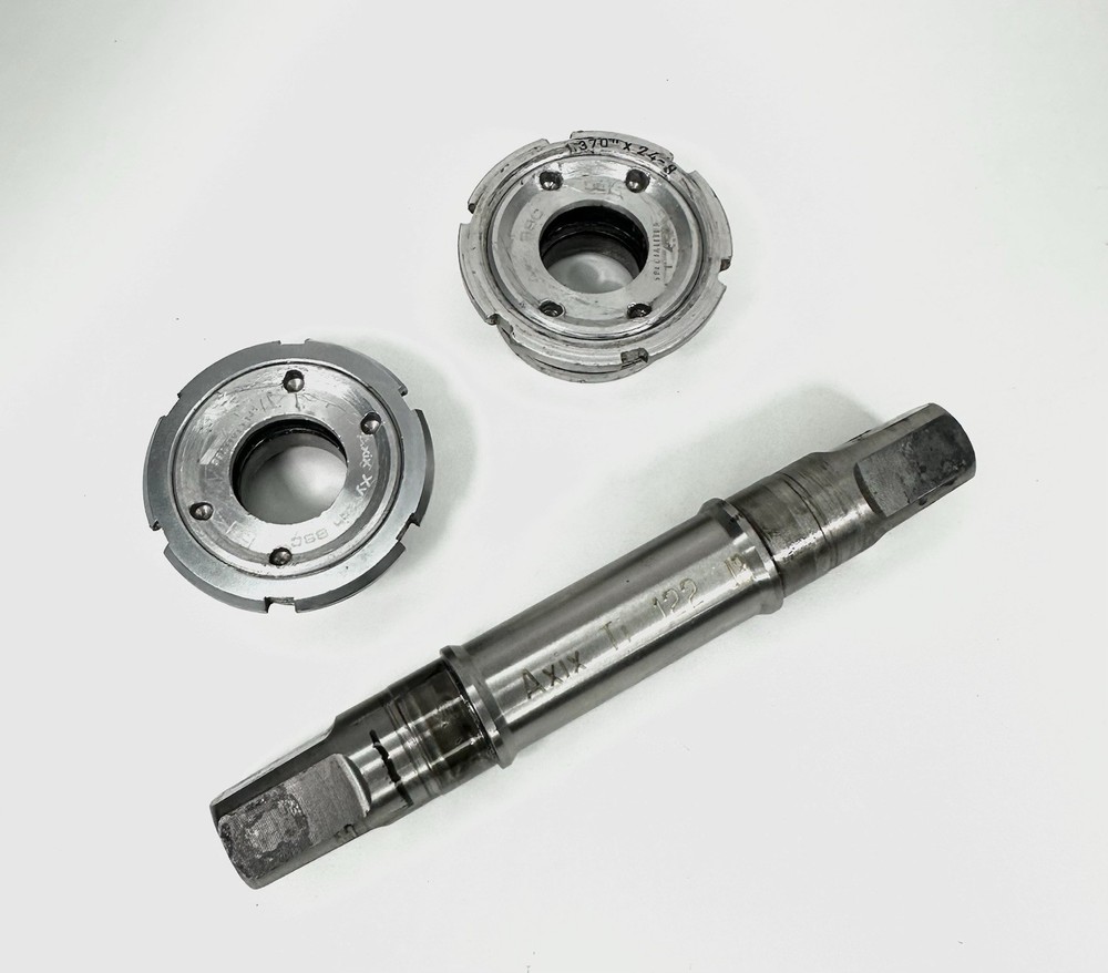 Axix Xytech Titanium Bottom Bracket