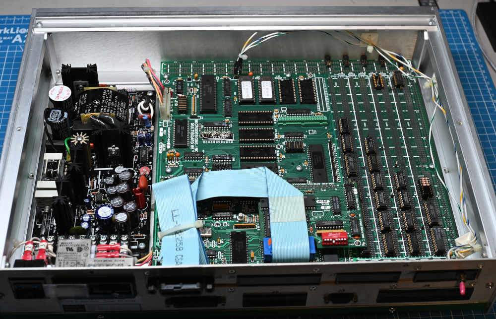 Metal Project case w/power supply Gov Surplus
