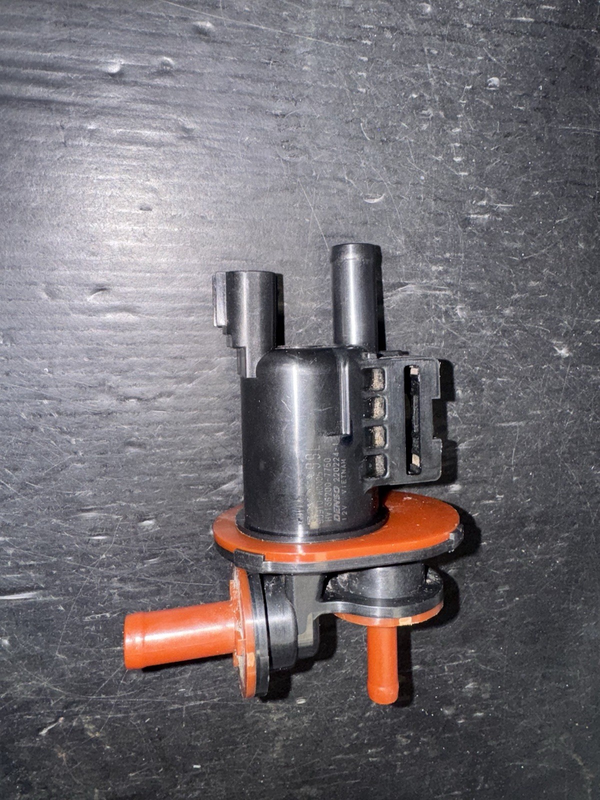 Genuine Toyota OEM Valve, Duty Vacuum #90910-AC005 USED ..