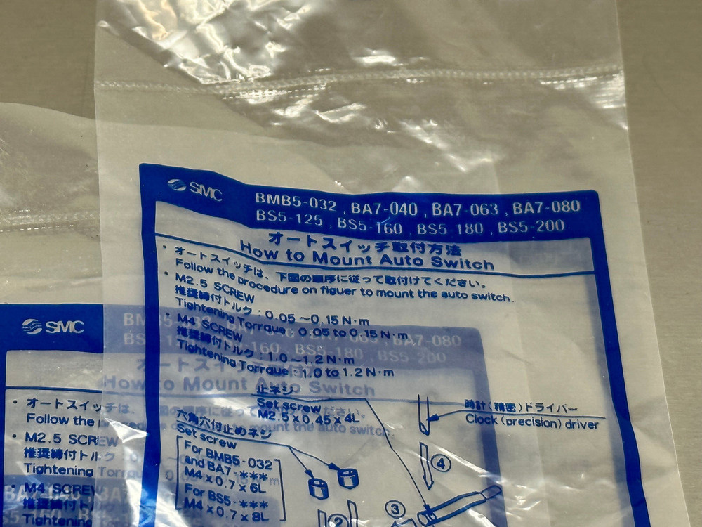 (3) SMC BMB5-032 Auto Switch Mounting Bracket