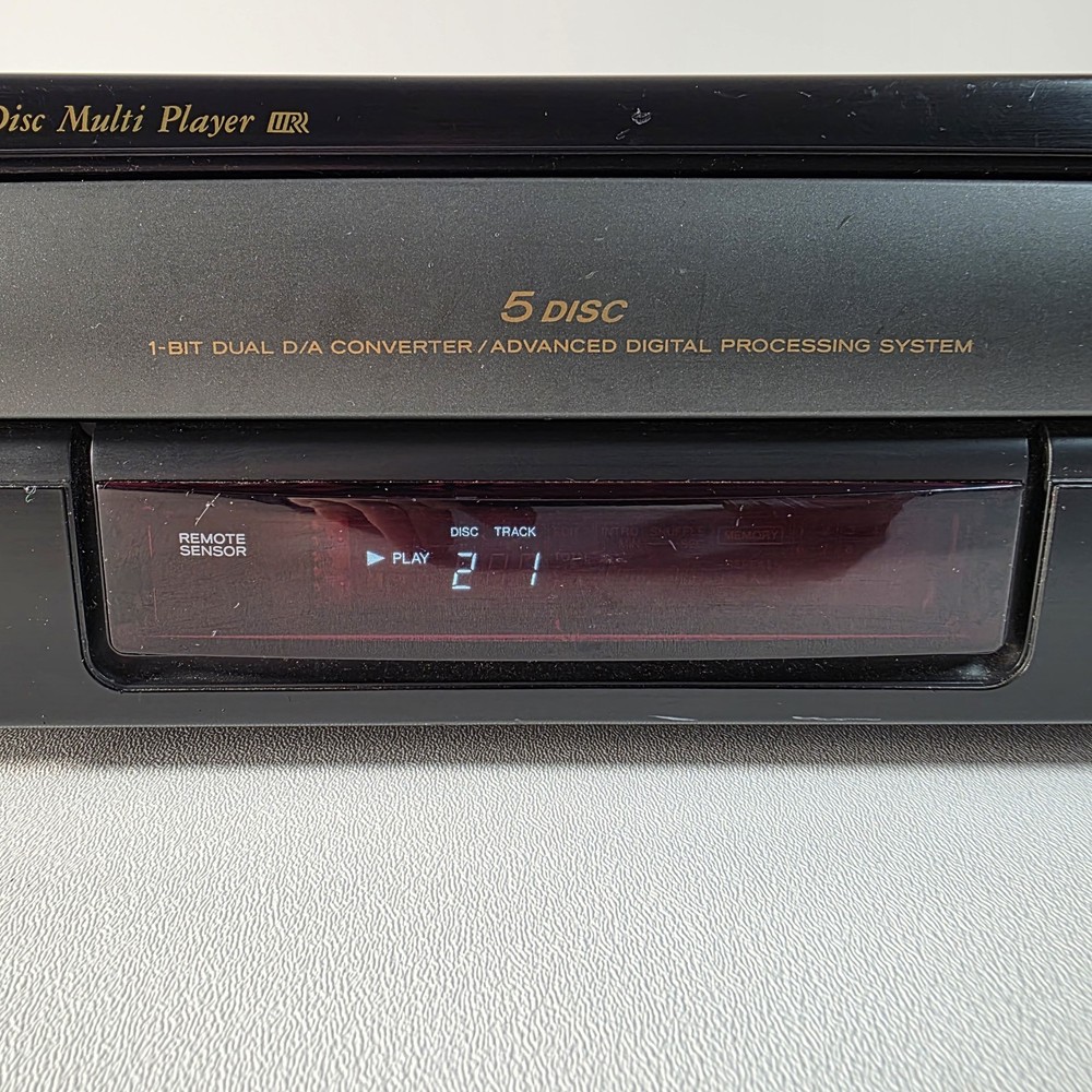 Teac PD-D1260 CD Changer No Remote Tested