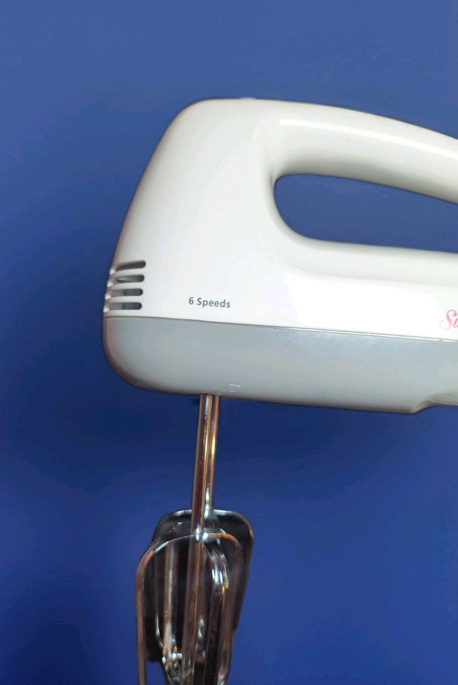 Electric Egg Beater