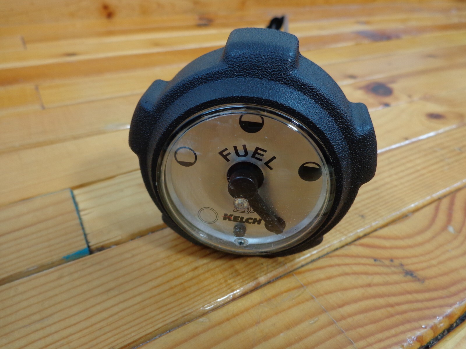 EZ-GO 1972 AND UP GOLF CART GAS CAP WITH GAUGE FITS MARATHON MEDALIST MPT TXT