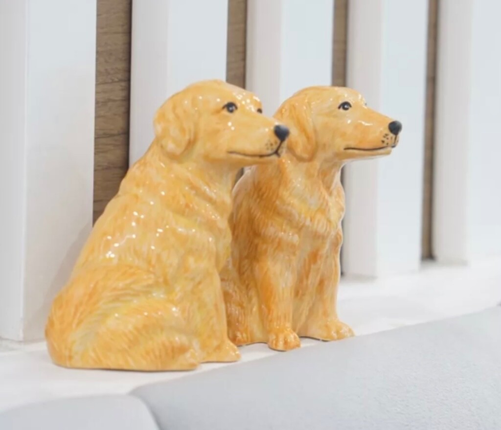 SET Salt&Pepper Shaker Ceramic Golden Dog Figurine Hand Painted Home Decorate