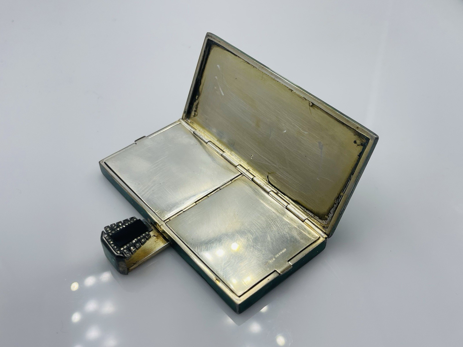 Antique Sterling Silver Green Enamel Rectangular Double Compartment Compact