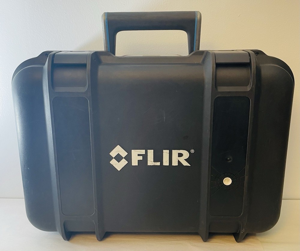 FLIR E60 Infrared Thermal Imaging Camera With Case