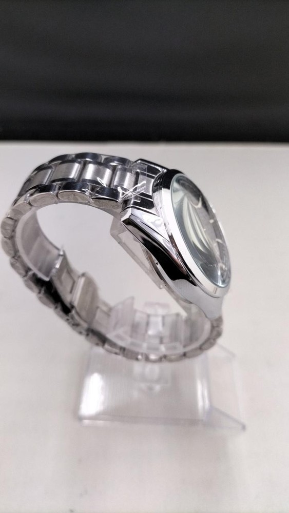 Automatic Watch Model 6R5J 00A0 SEIKO