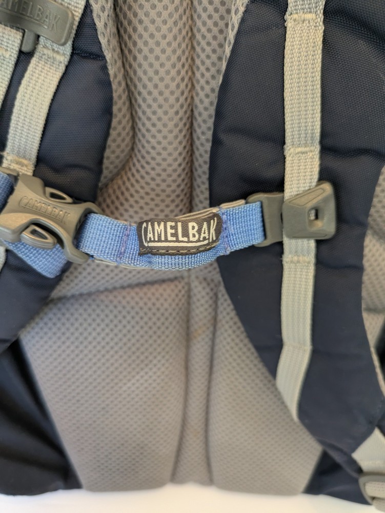 Camelbak Day Star 16 Hydration Backpack, NO hydration bladder Mesh Back Hiking