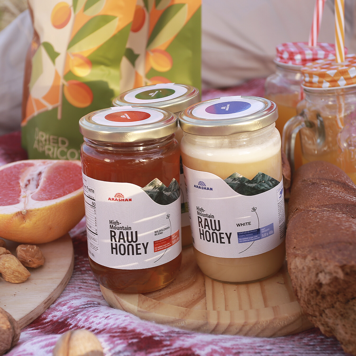 Sainfoin Raw Unfiltered Honey in Glass Jar, 15.87 Oz